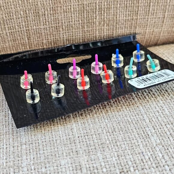 Wash N Wear Earrings Multi Color Plastic Stud Earrings Fashion Jewelry Set of 6 - Picture 7 of 11